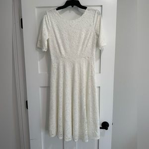 SOPHIE MIDI LACE DRESS IN WHITE